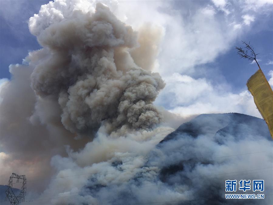 （图文互动）（1）四川雅江森林火灾持续一周　暂无人员伤亡