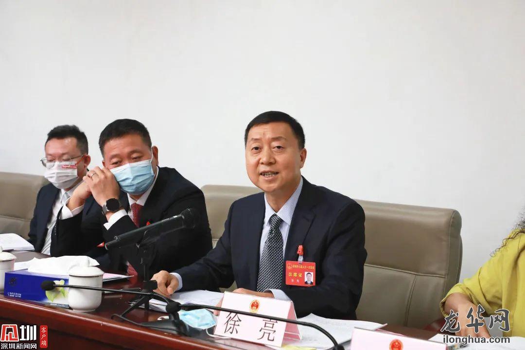 聚焦两会 | 代表热议政府工作报告,发出龙华"好声音"