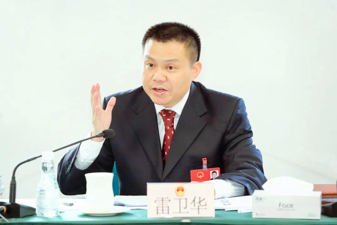 最强大脑齐聚擦出了怎样的思想火花聚焦龙华两会